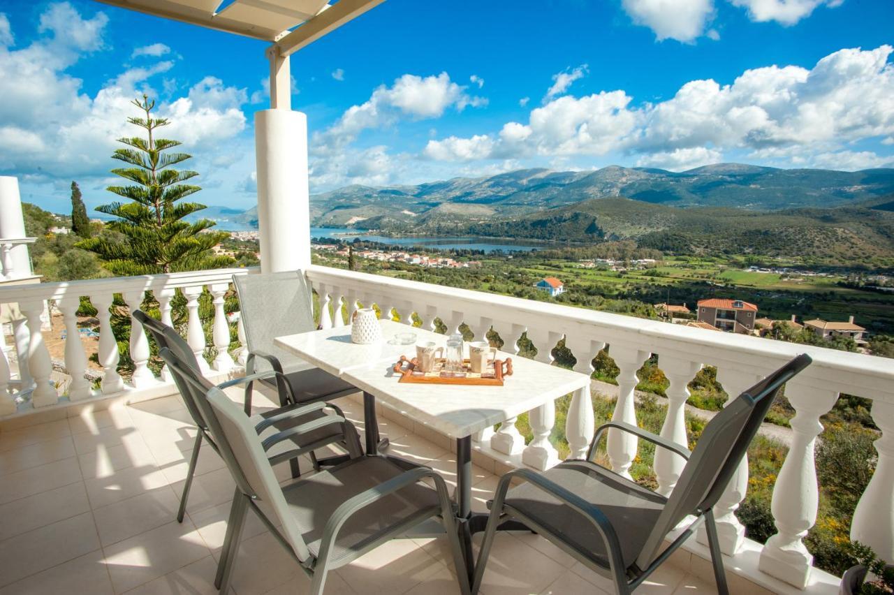 Nikos Apartments Spacious And Panoramic Αργοστόλι Εξωτερικό φωτογραφία
